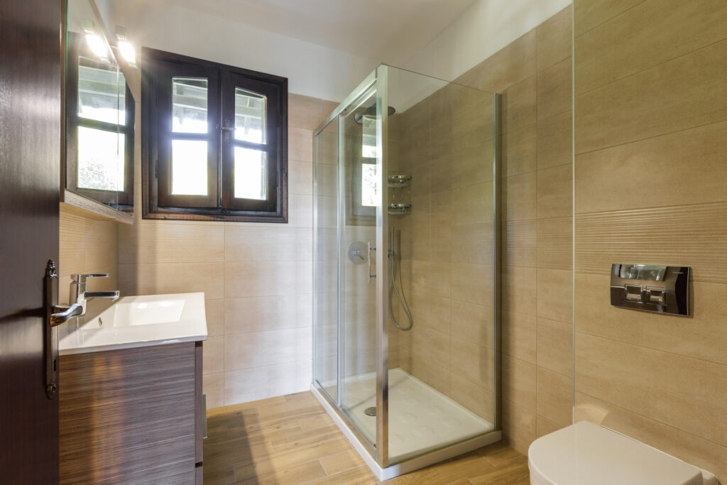 BATHROOM 2nd FLOOR