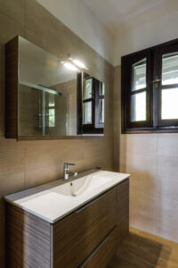 BATHROOM 2nd FLOOR